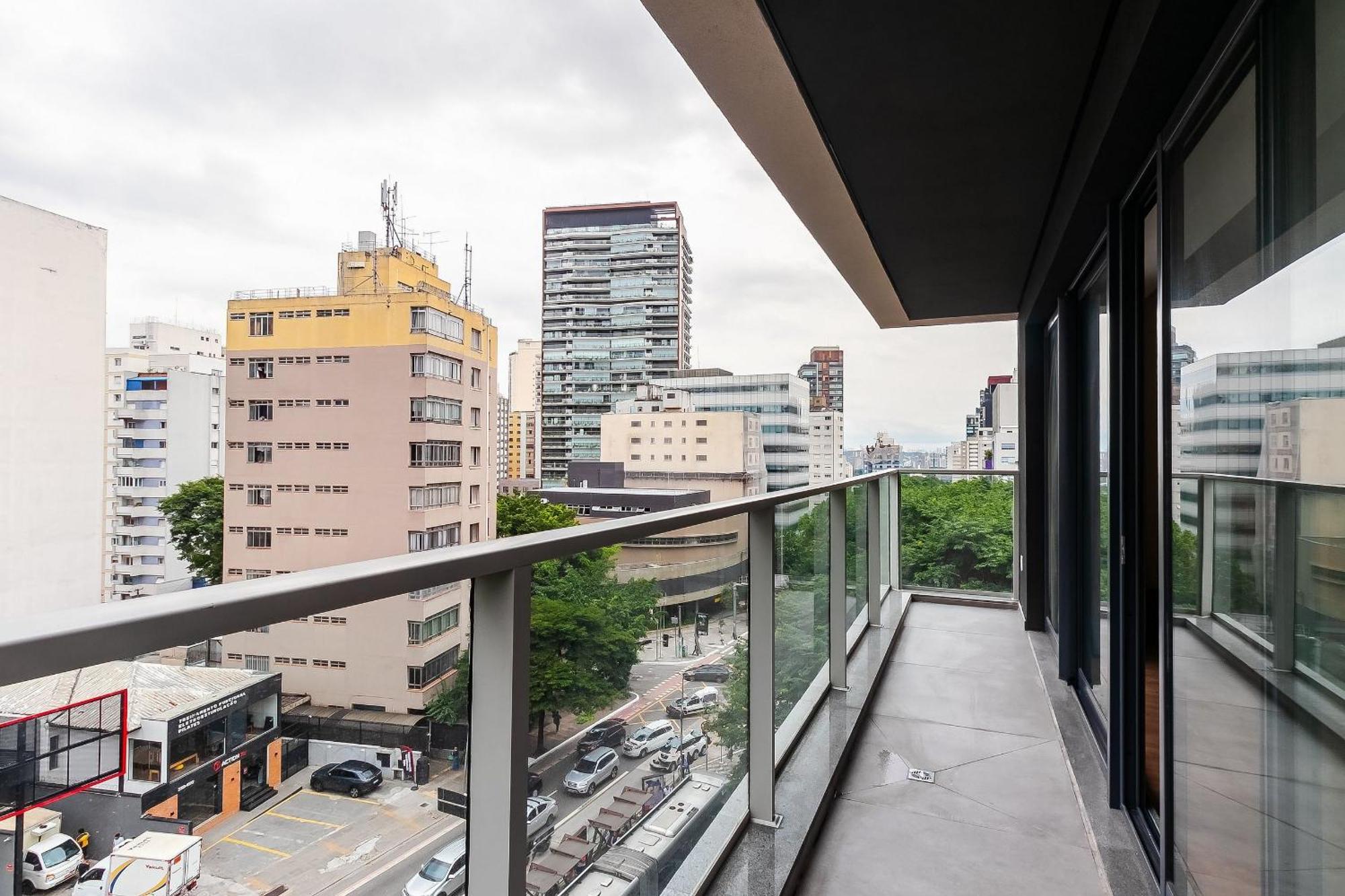 Arvo Reboucas * São Paulo